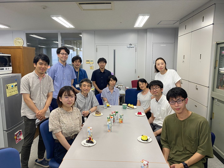研究室の皆さんと