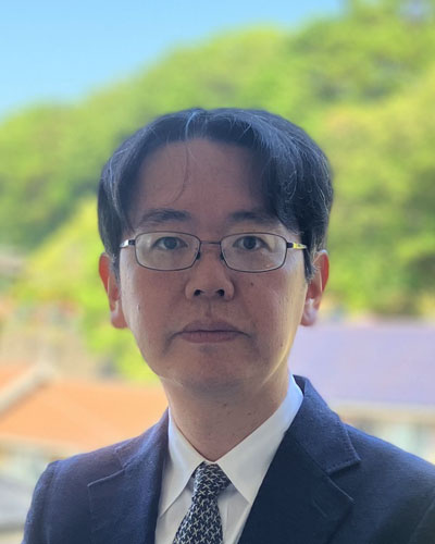 生化学分野 池ノ内順一教授の写真